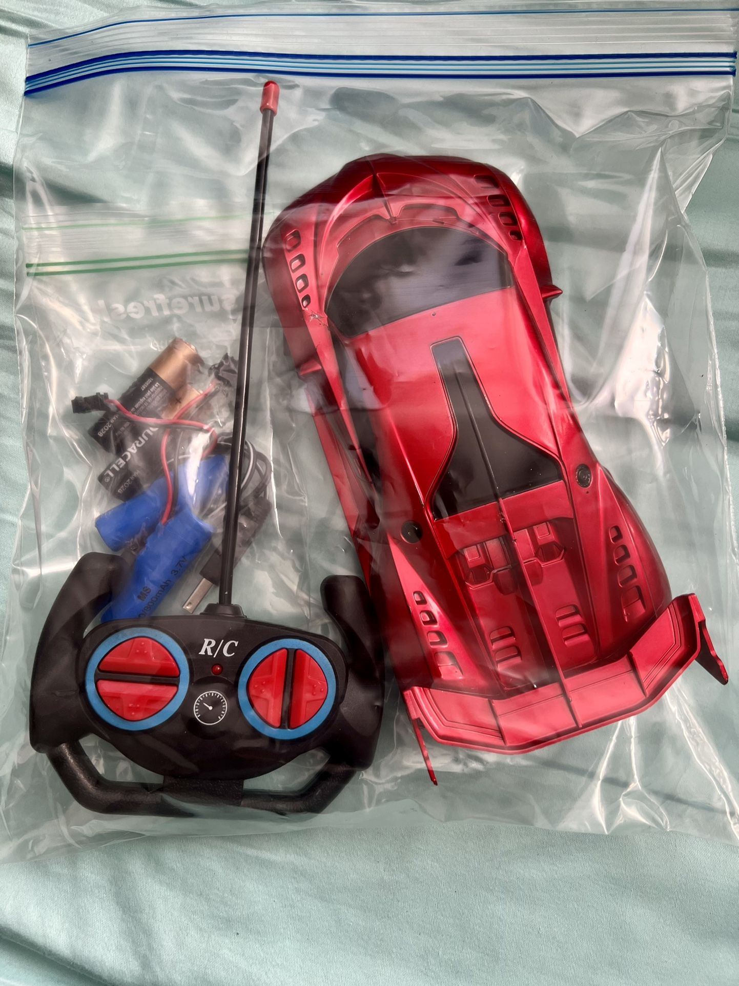 Remote Controlled Car (Rechargable Batteries Included) 