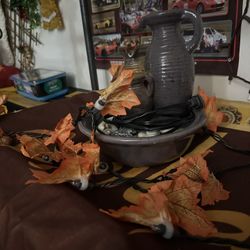 Foutin Like New Little Used Very Nice but In The Kitchen Or any Place 