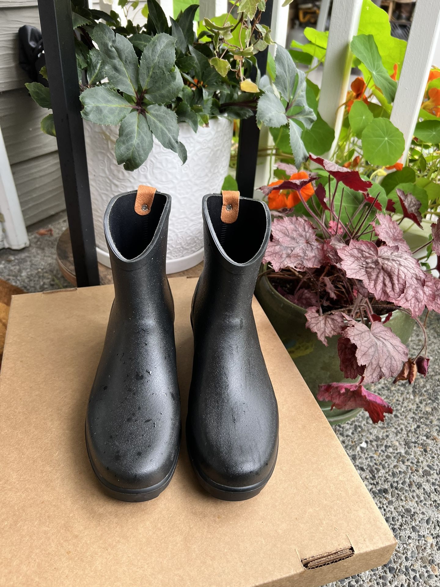 Aigle Womens Waterproof Heeled Rain Boot Size 6-7