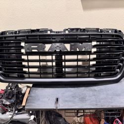 2025 To 2026 DODGE RAM 1500 GRILL