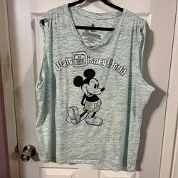 Women’s Size 3X Disney World Mickey Mouse Sleeveless Top.  Preowned Good Condition 