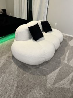 Super Cool Cloud Couch Seats 3