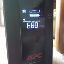 APC Backups 1500, Works Well, Used