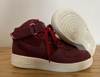 Nike Air Force 1’s Youth Size 6.5 GS Maroon