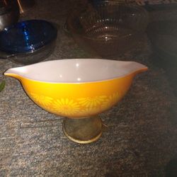 Vintage Pyrex 