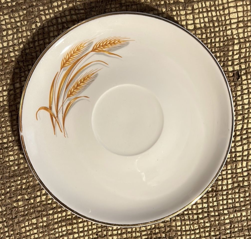 Golden Wheat Saucers, Made In The USA, 22 K Gold (5 Total)