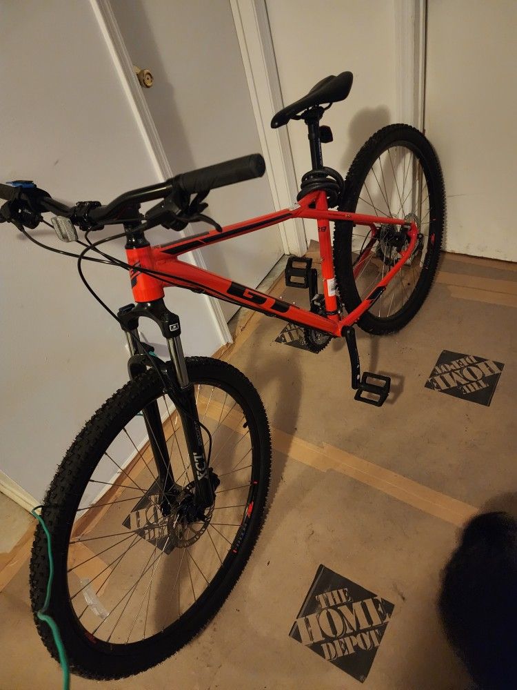 Gt Mountain Bike