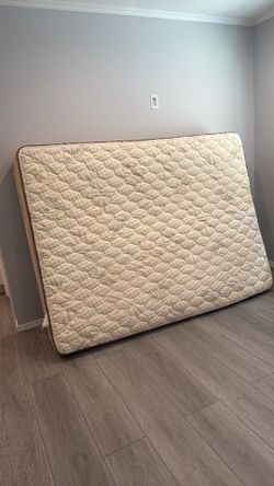 Brooklee 10” Organic cotton, Queen-size mattress