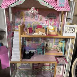 Doll House