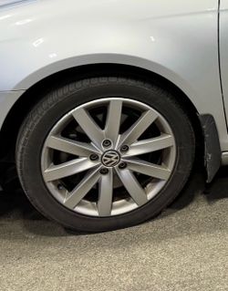 VW Jetta sportwagen wheels