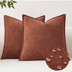 Decorative pillows