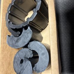 Fontaine fifth wheel mounting bushing Lin. Kit