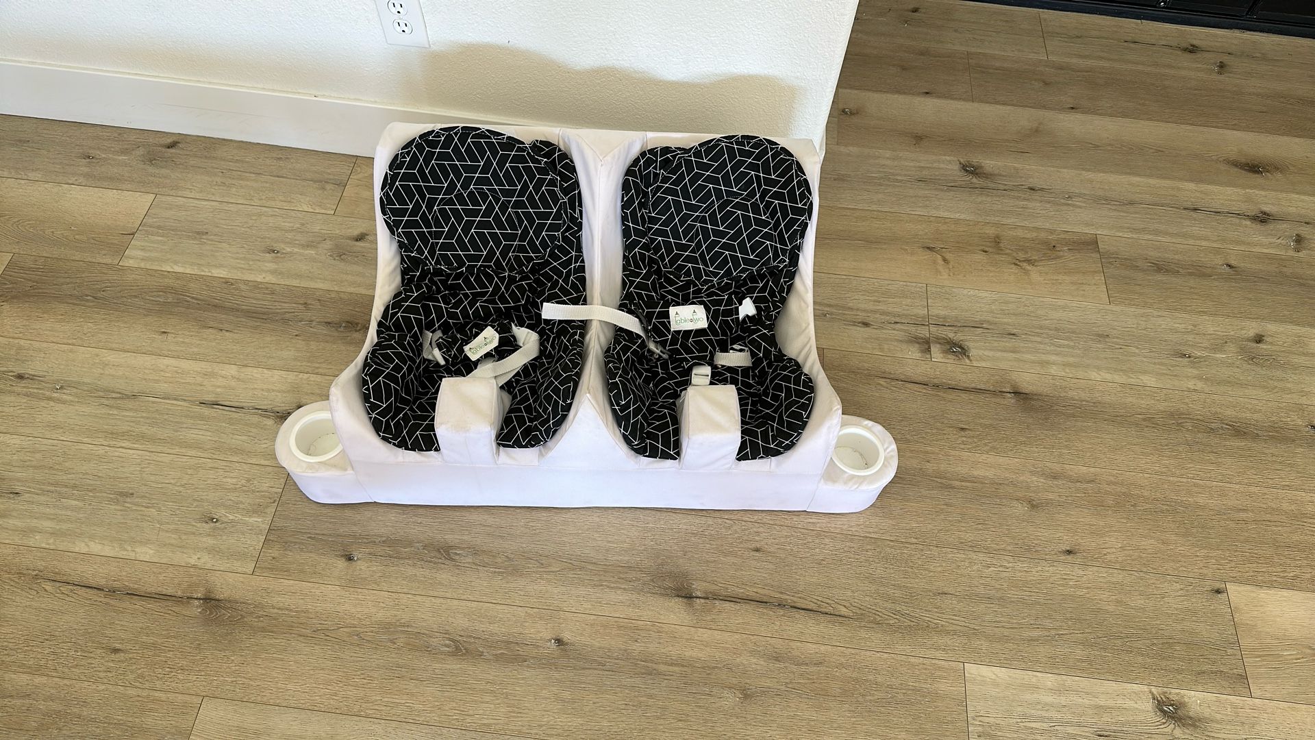 Table For Two Twin Feeding Seats 