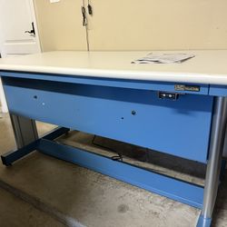 Motorized Workbench