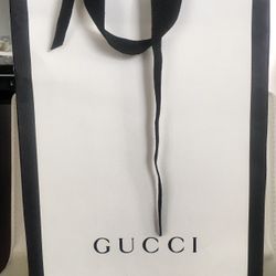 GUCCI paper bag
