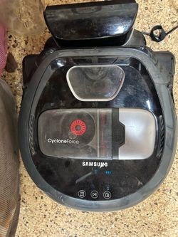 Samsung Powerbot R7070 Robot Vacuum