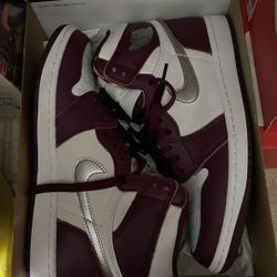Jordan 1 Bordeaux