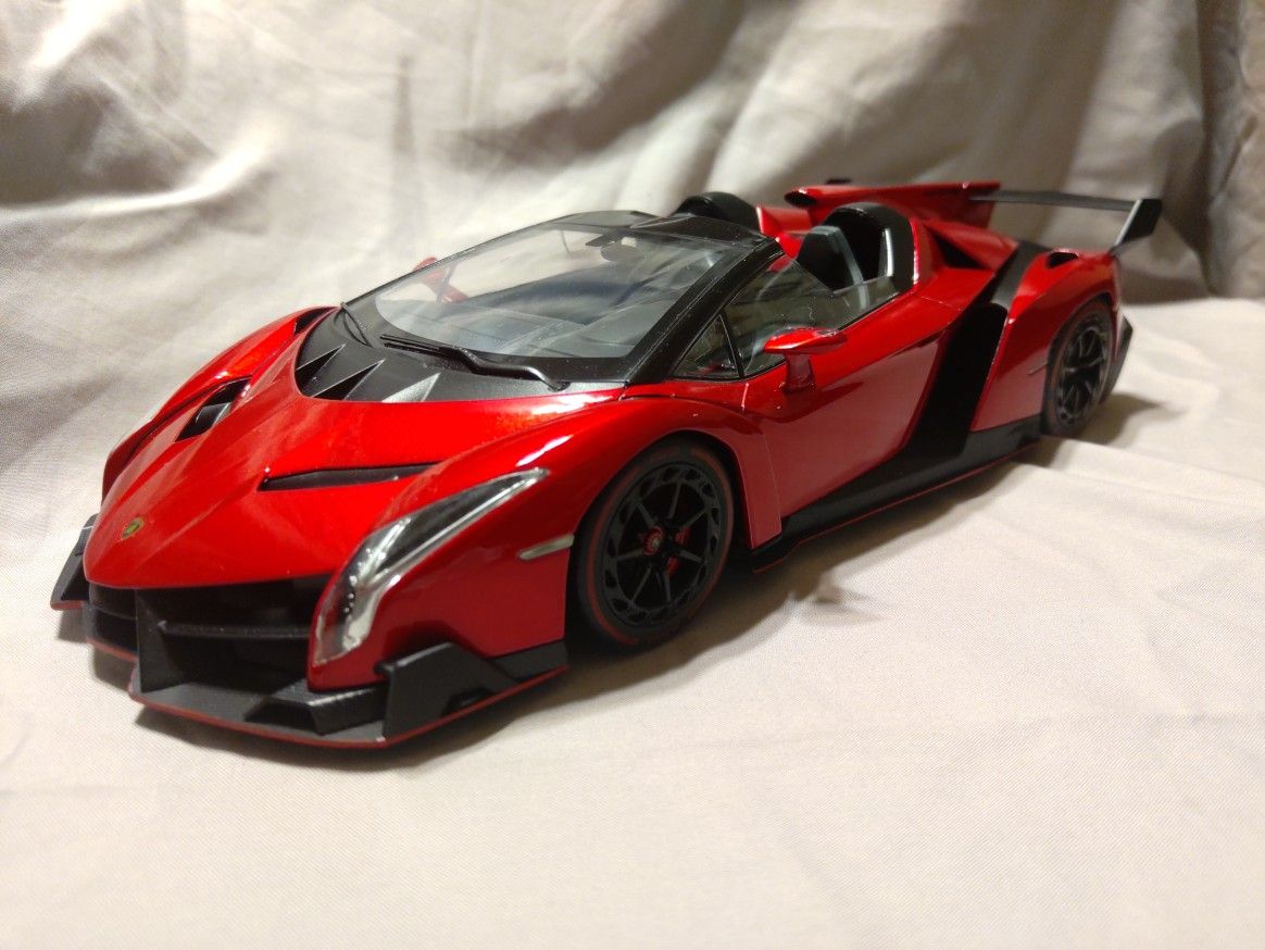 1/18 Kyosho Lamborghini Veneno Roadster