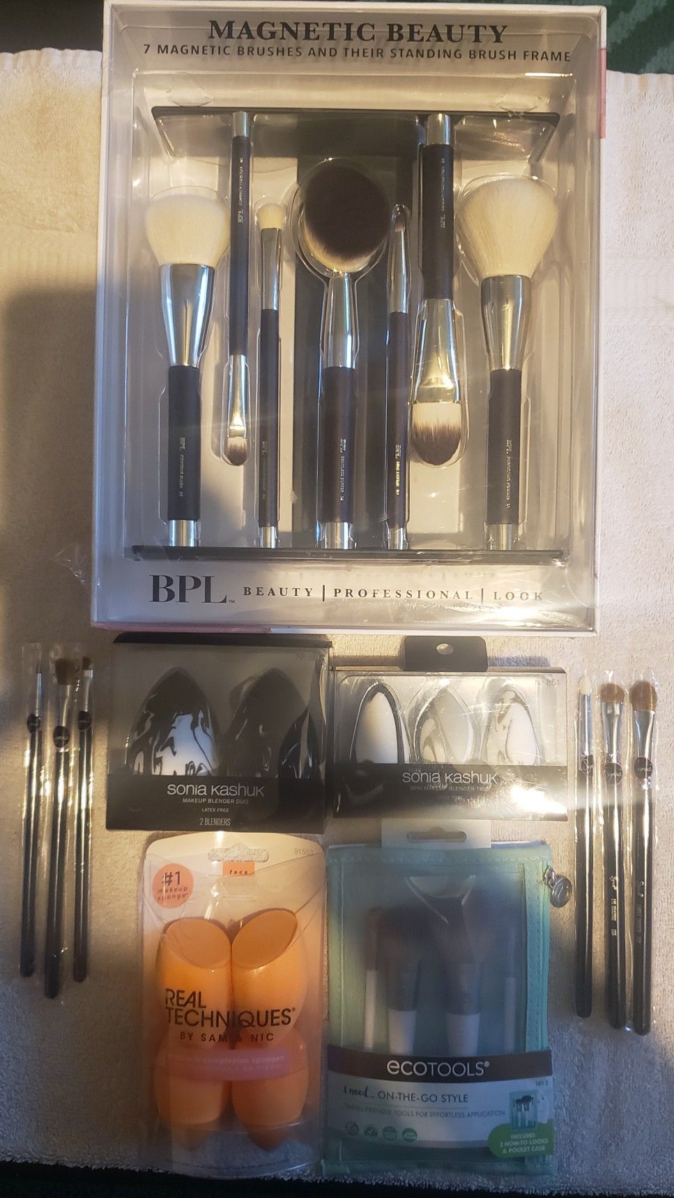 Makeup Brushes and Sponges