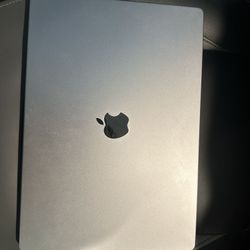 Apple 16” MacBook M1 Pro  2021 16GB Ram