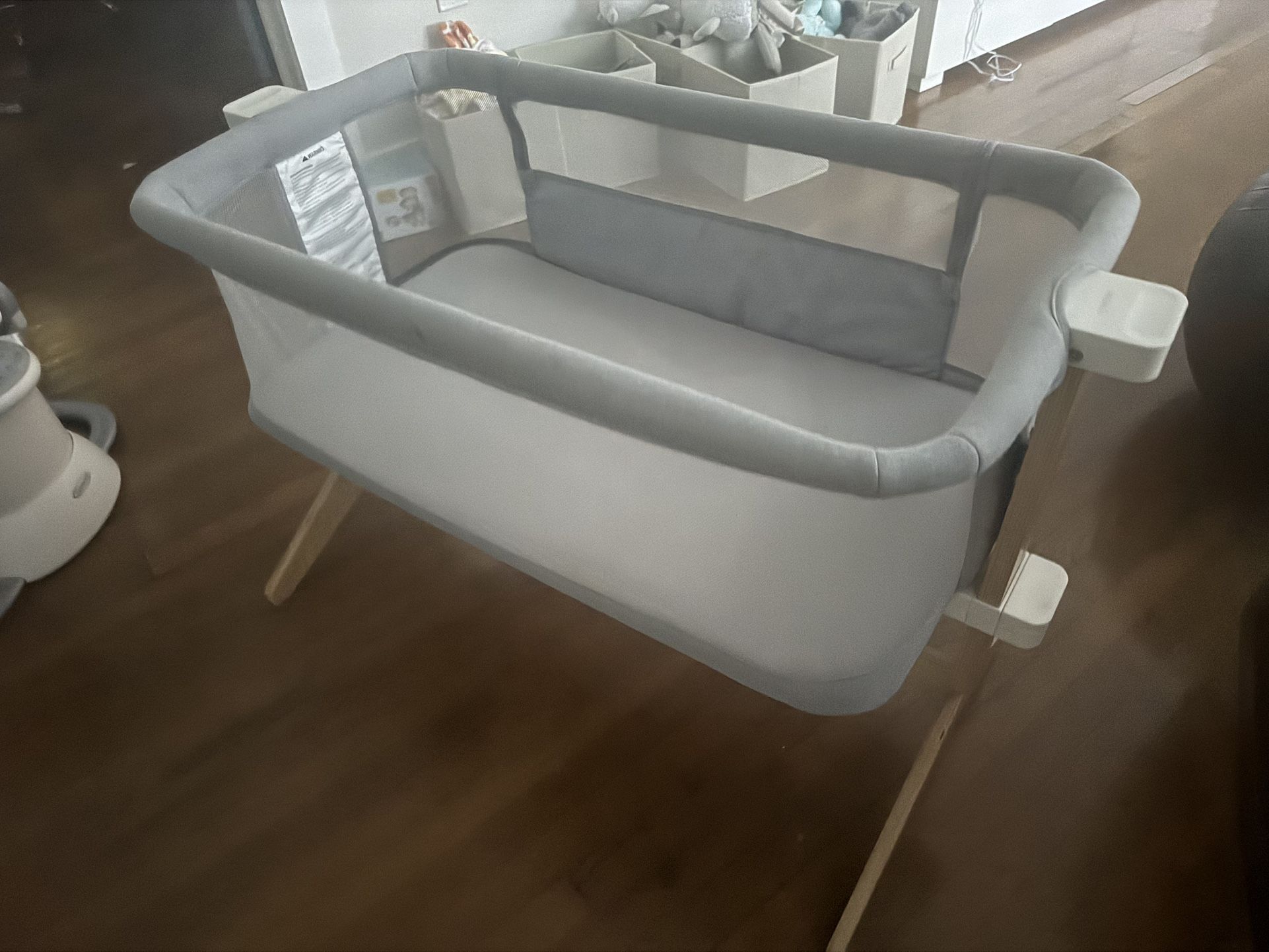 Newton Bassinet Lightly Used