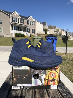 Jordan 12 Michigan