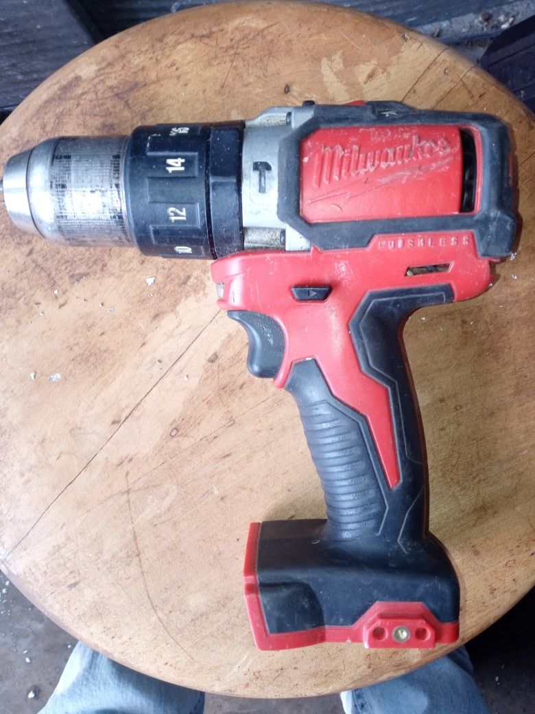 Milwaukee M18 Hammer drill driver