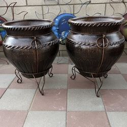 New Flower Pots Made Out Of Clay And Iron 
