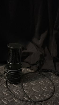 HyperX  microphone