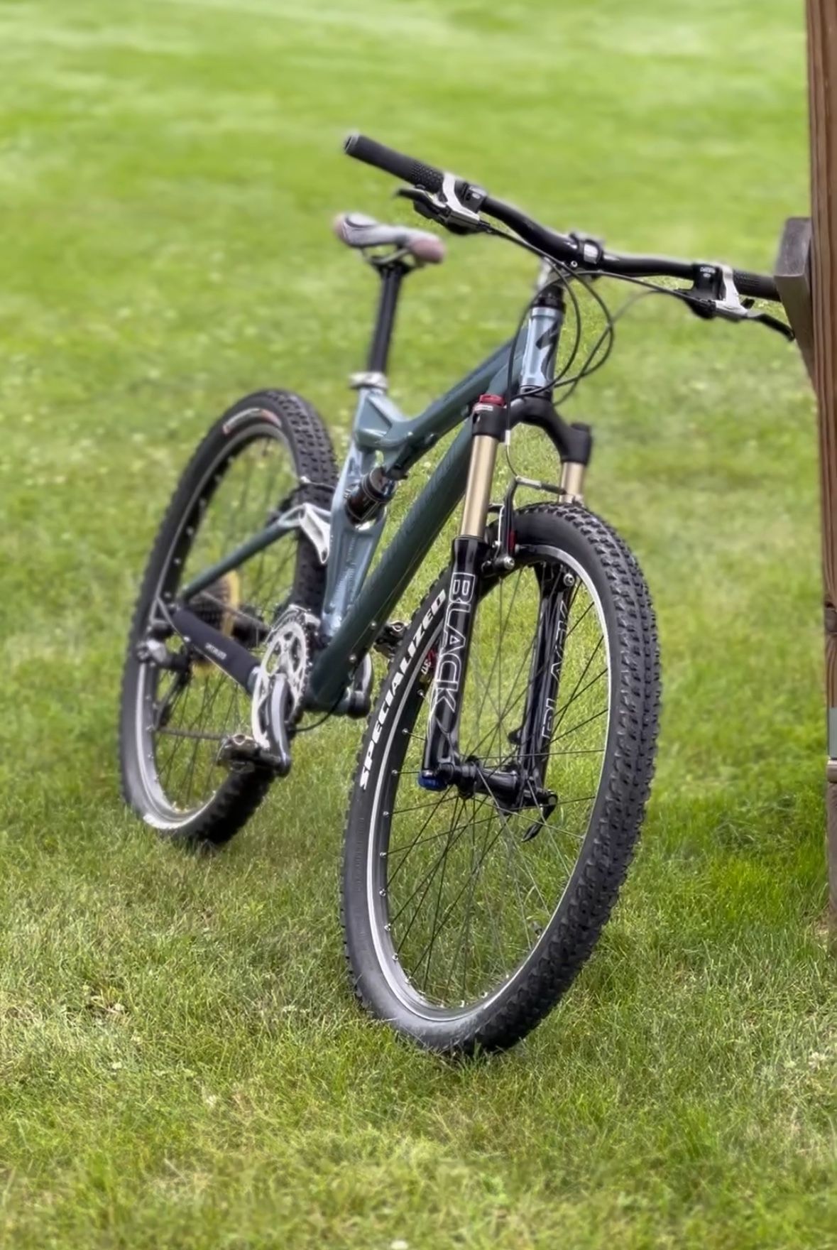 2005 Specialized Stunt Jumper Full Suspension Mountain Bike - Size Small