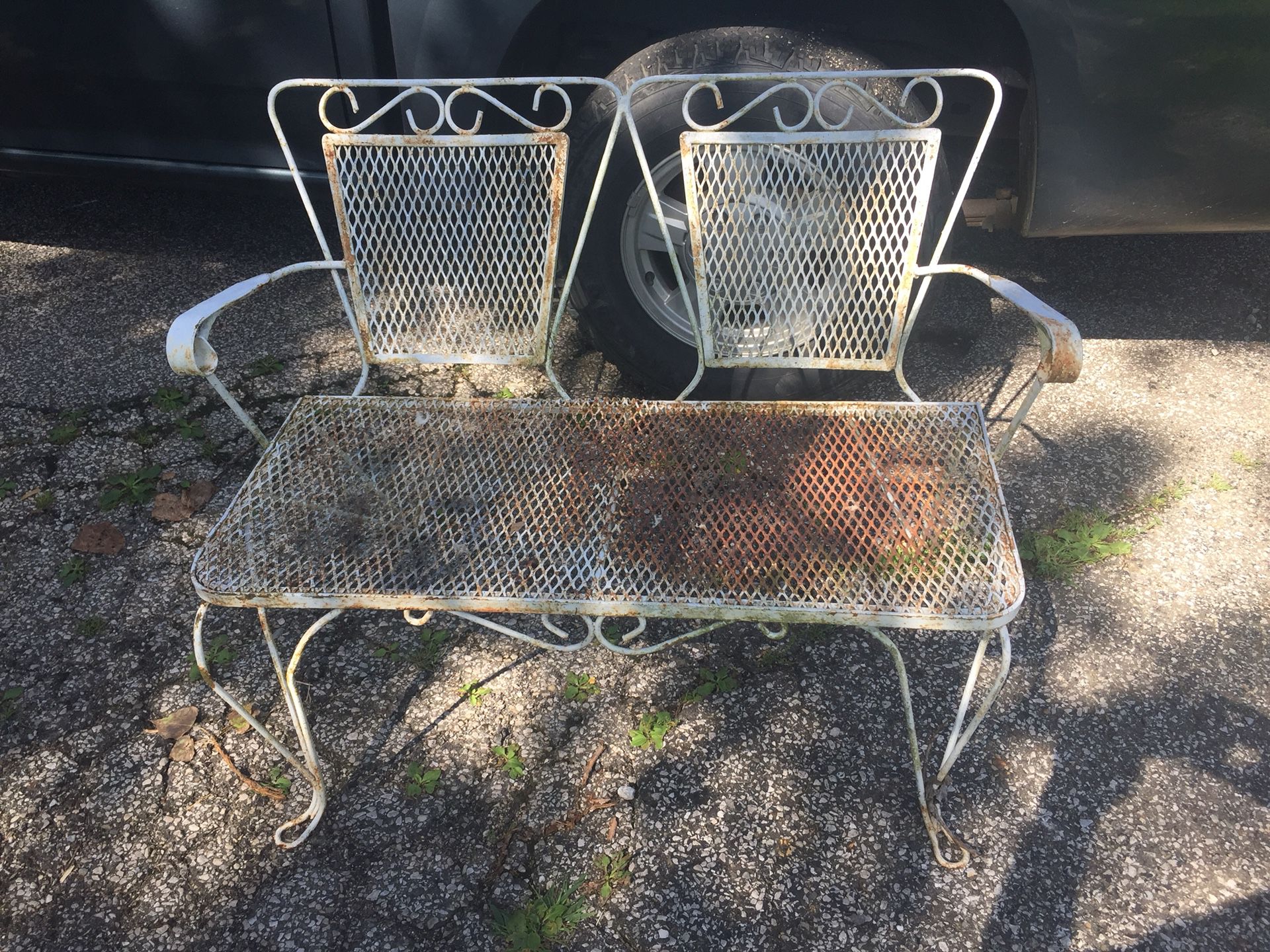 Wrought iron love seat patio furniture