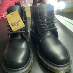 Dr. Martens 101 Smooth Leather Ankle Boots