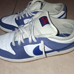 LA Dodgers dunks