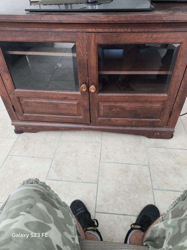 Entertainment TV Stand