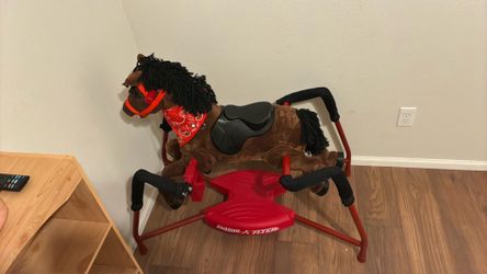 Horse toy