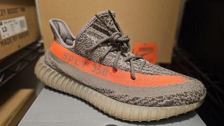 BELUGA YEEZYS SIZE 12