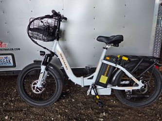 E-BIKE  - "FOLDABLE" - with alot of Extra Parts & Assesorey  - Less than 7mi.