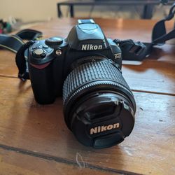 Nikon D40 Camera 