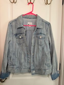Women’s Denim Jacket