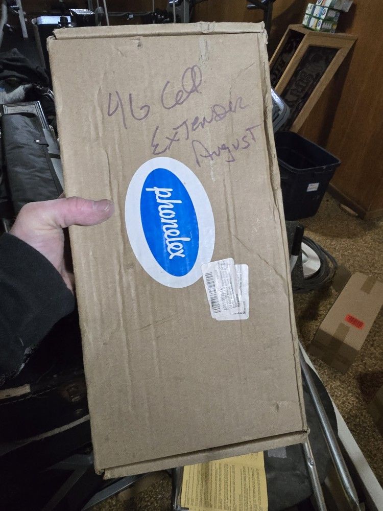 Cell Service Booster Extender