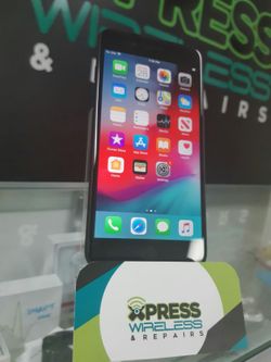 iPhone 7 Plus - Like New - SIMPLE MOBILE ONLY - Black- 32 GB - Somos Tienda