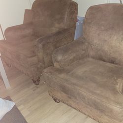 2 Oversized Kings Chairs