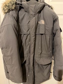 The north face parka size large