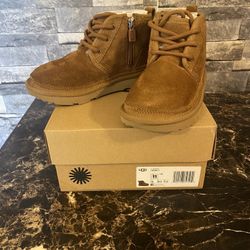 UGG Neumel 11c Toddler 