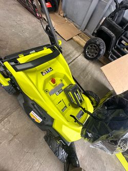 Self propelled ryobi mower