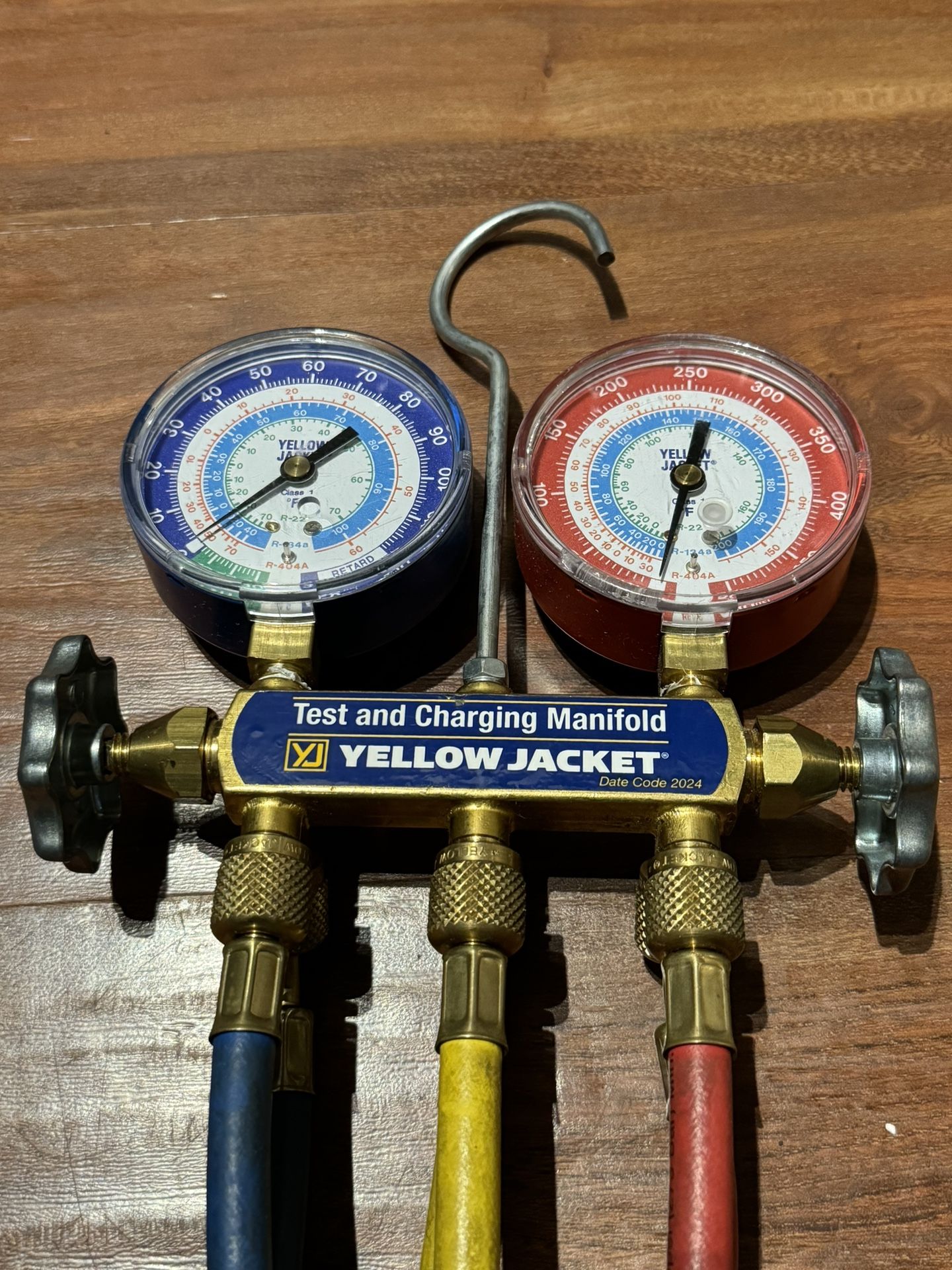 Refrigerant Manifold Yellow Jacket