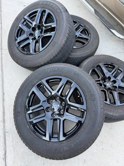 Chevy Factory 20” Trailboss wheels 6Lug
