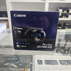 Canon Powershot SX740HS Camera 