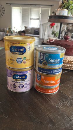 Enfamil and similac infant formula