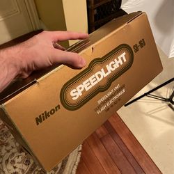 Nikon Speedlight SB-16 Flash with Diffuser, Leather Case, Manual & Box